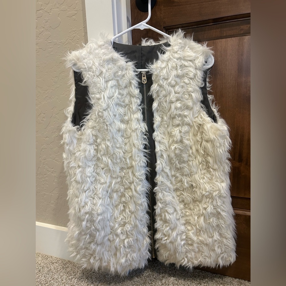 Woman’s Sherpa Vest by Guess